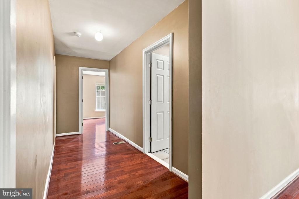 8916 Rugby Road - Photo 39