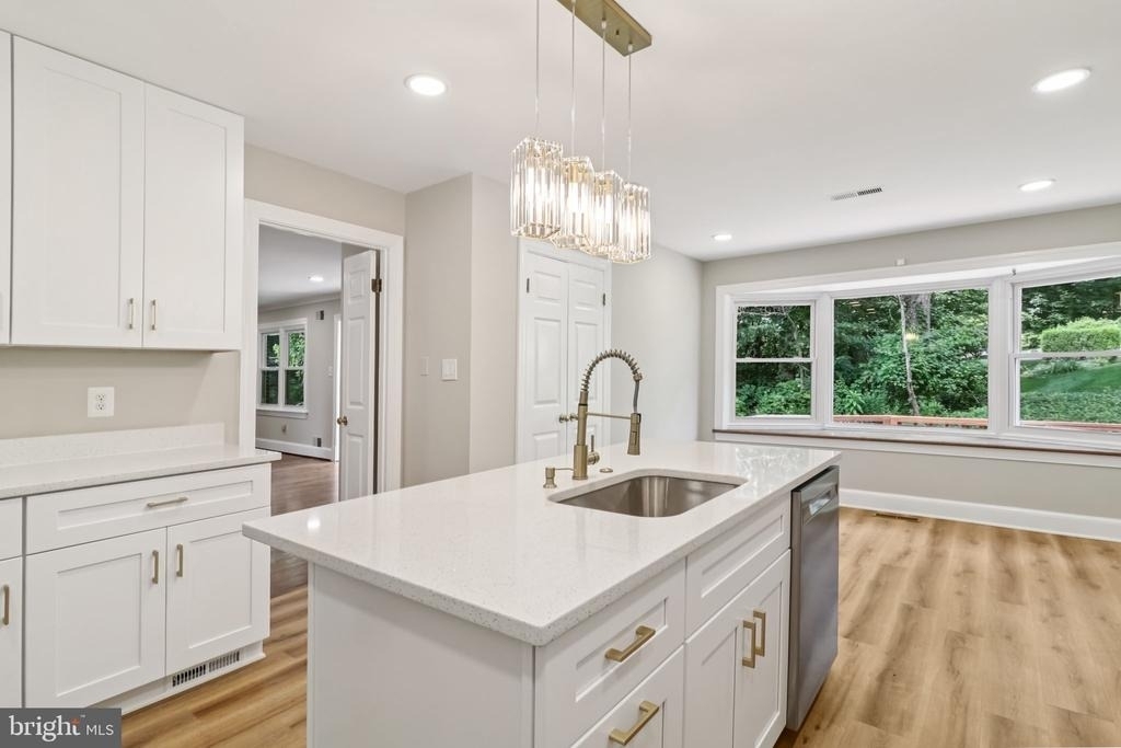 7518 Old Dominion Drive - Photo 12