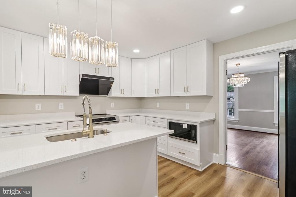 7518 Old Dominion Drive - Photo 11