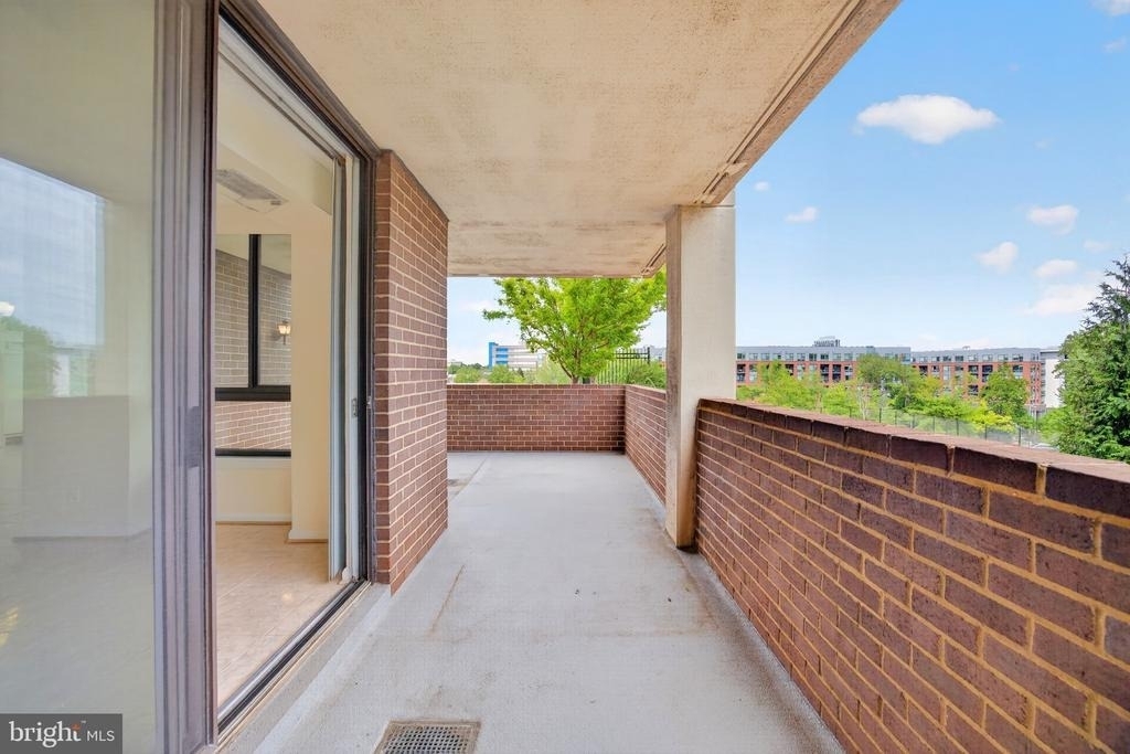 1800 Old Meadow Road - Photo 56