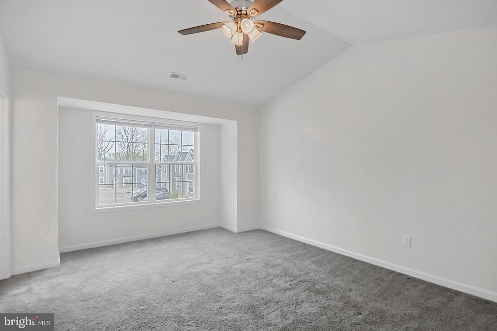 260 Beechwood Way - Photo 10
