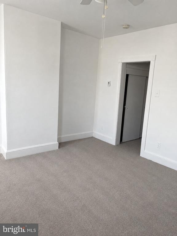 445 Roxborough Avenue - Photo 3