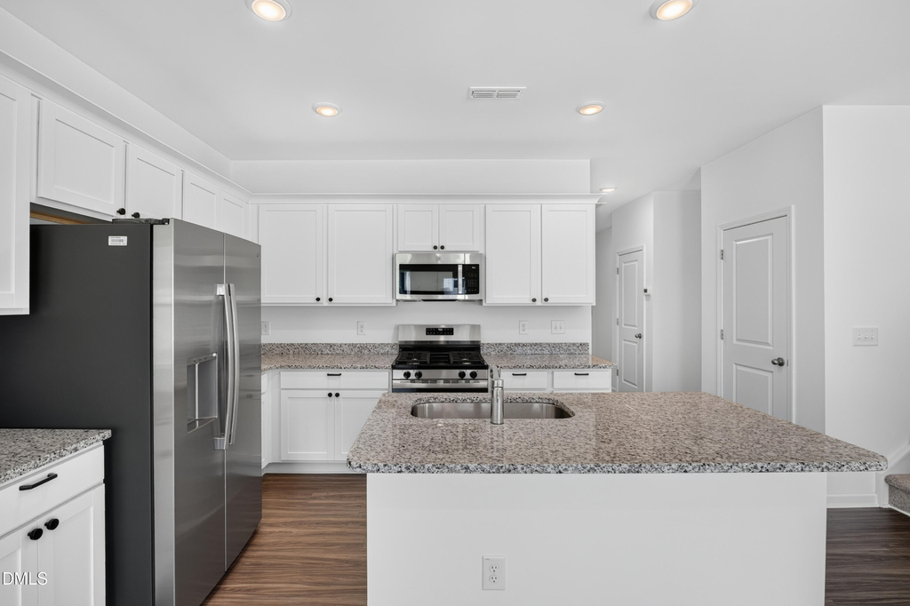 200 Flagstone Way - Photo 8