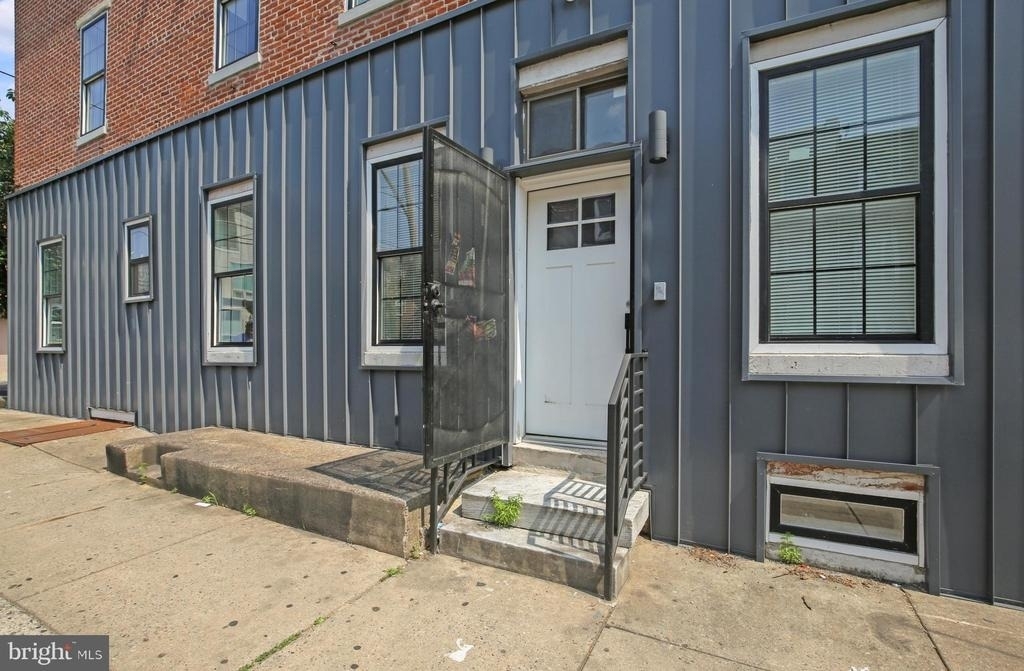 2046 E Huntingdon Street - Photo 9