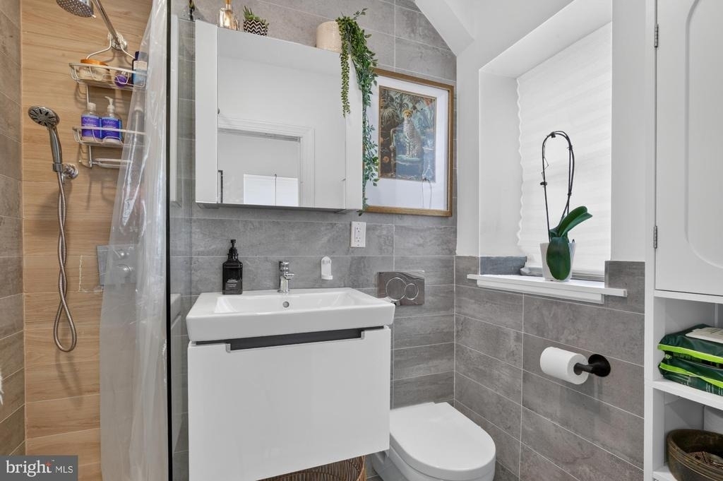 2046 E Huntingdon Street - Photo 7