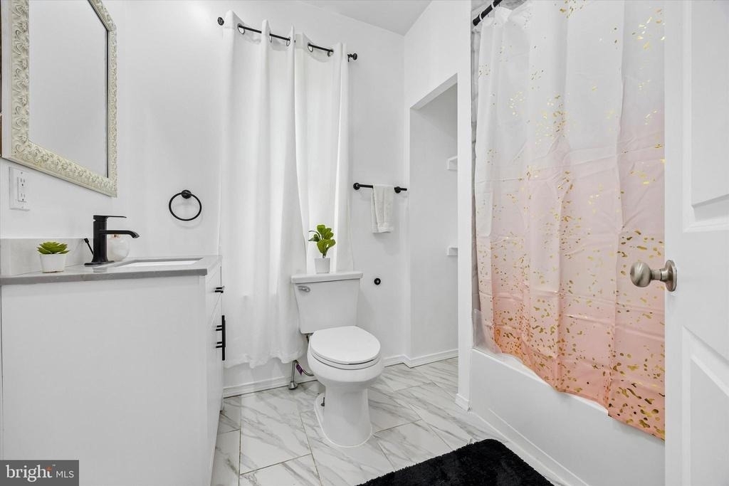 2308 Nicholas Street - Photo 12