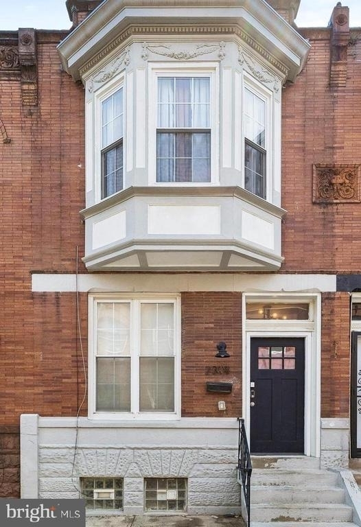 2308 Nicholas Street - Photo 0