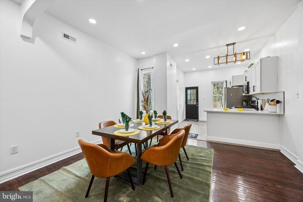 2308 Nicholas Street - Photo 4