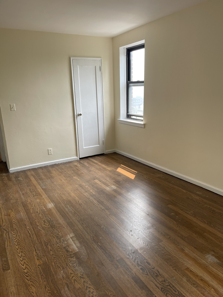 237 North Broadway - Photo 4