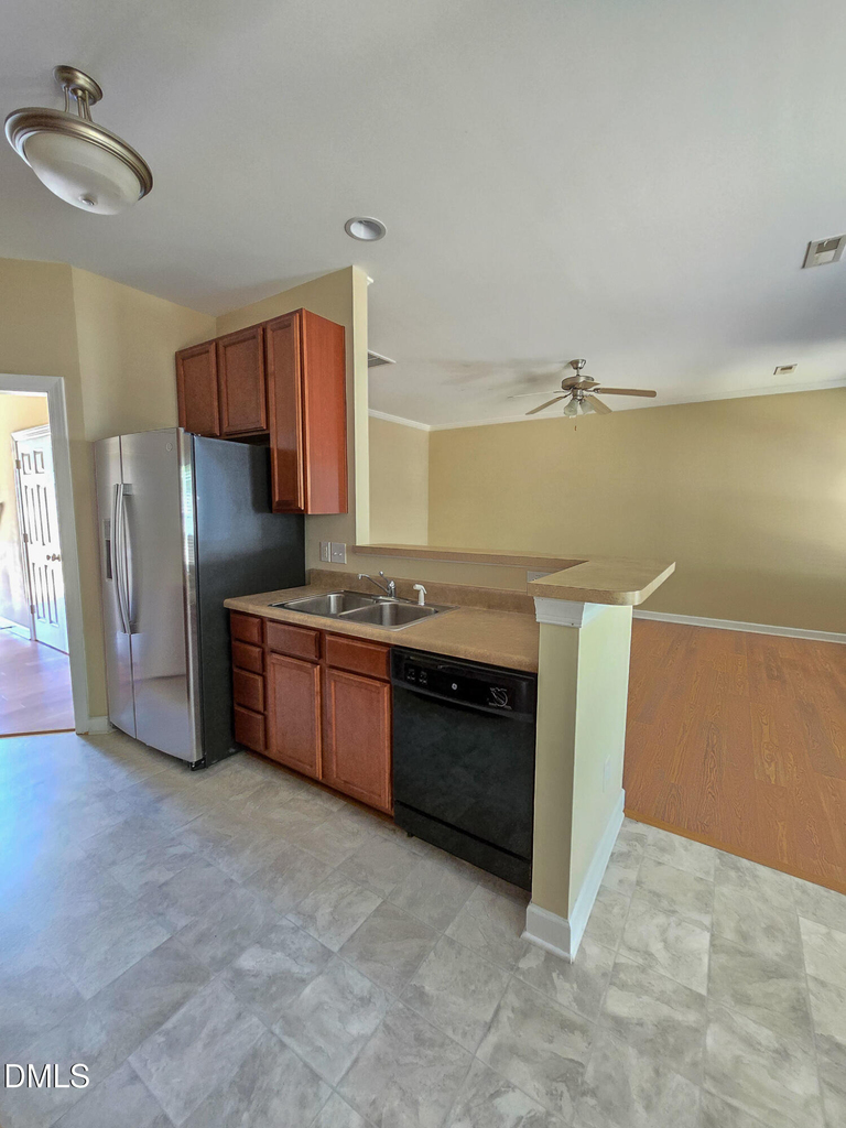 4804 Landover Charge Lane - Photo 7