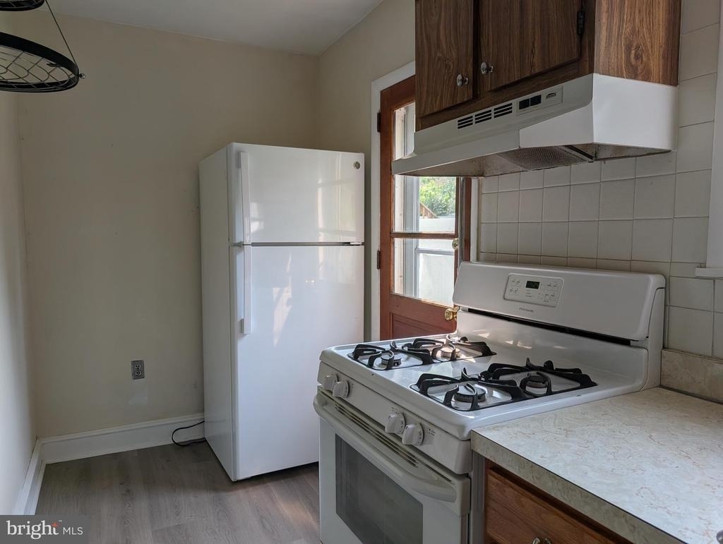 424 Conarroe Street - Photo 6