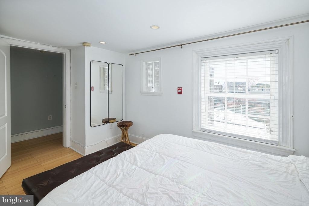 1514 Pine Street - Photo 9