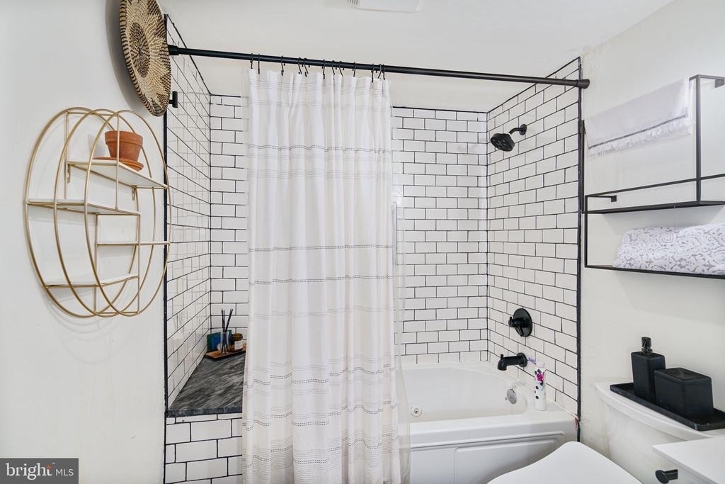 1514 Pine Street - Photo 12