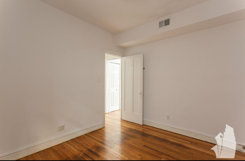 3521-29 N Broadway St - Photo 3