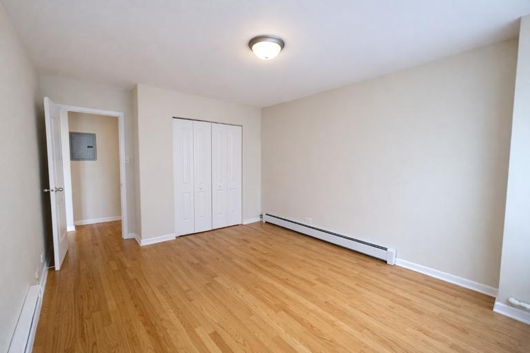 4180 N Marine Dr - Photo 3