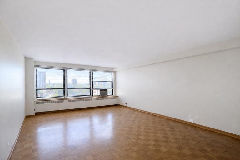 4180 N Marine Dr - Photo 9