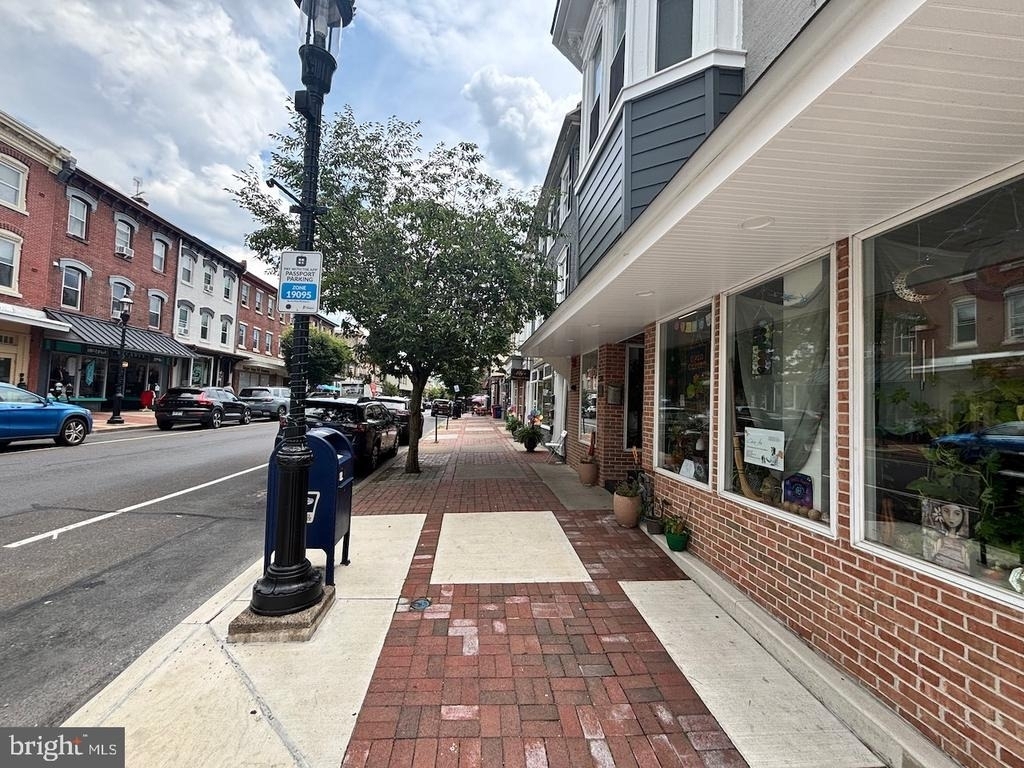 328 Mill Street - Photo 4