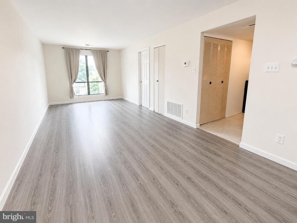 1825 Bridgetown Pike - Photo 3