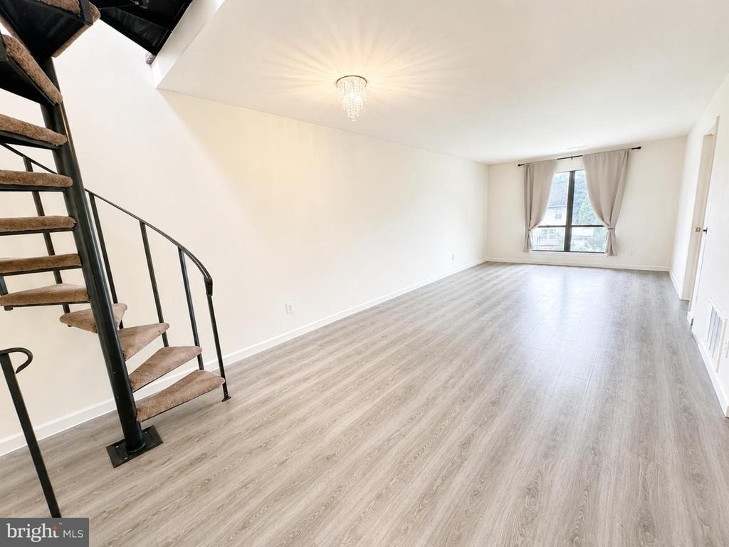 1825 Bridgetown Pike - Photo 5