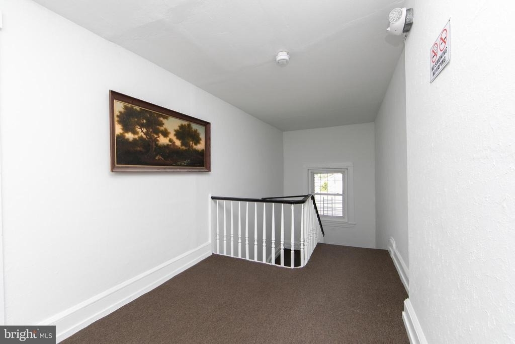 9 E Holly Avenue - Photo 22