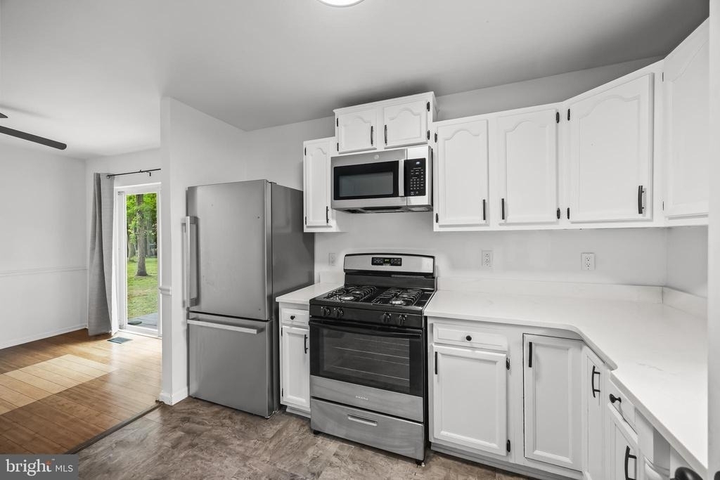 109 6th Ave Avenue - Photo 10