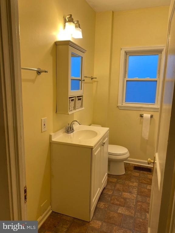 122 E Wayne Terrace - Photo 20