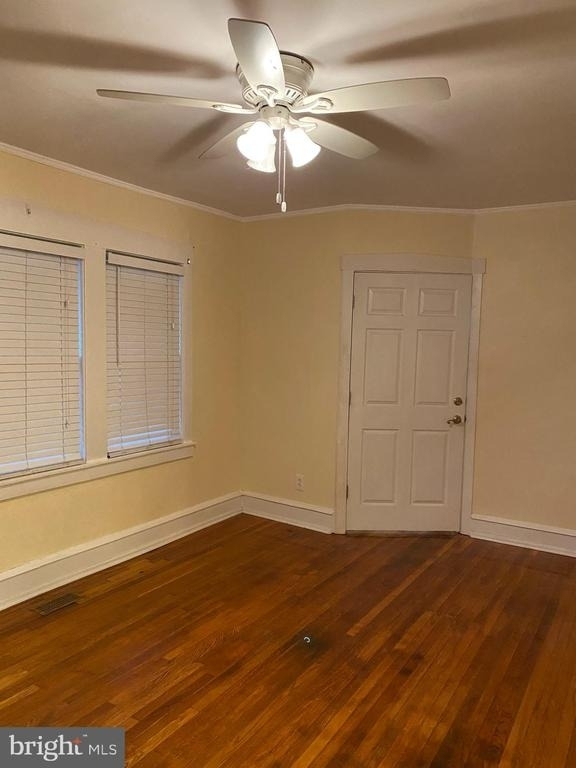 122 E Wayne Terrace - Photo 6