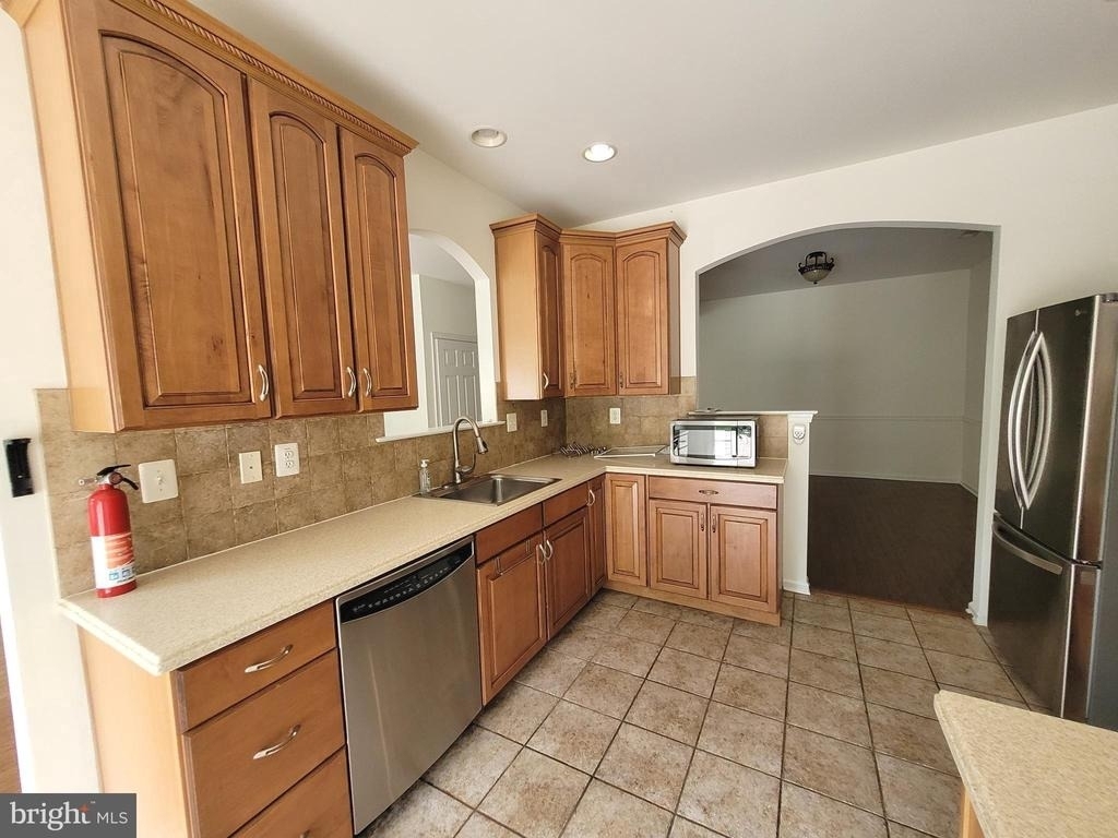 35 Tudor Court - Photo 6