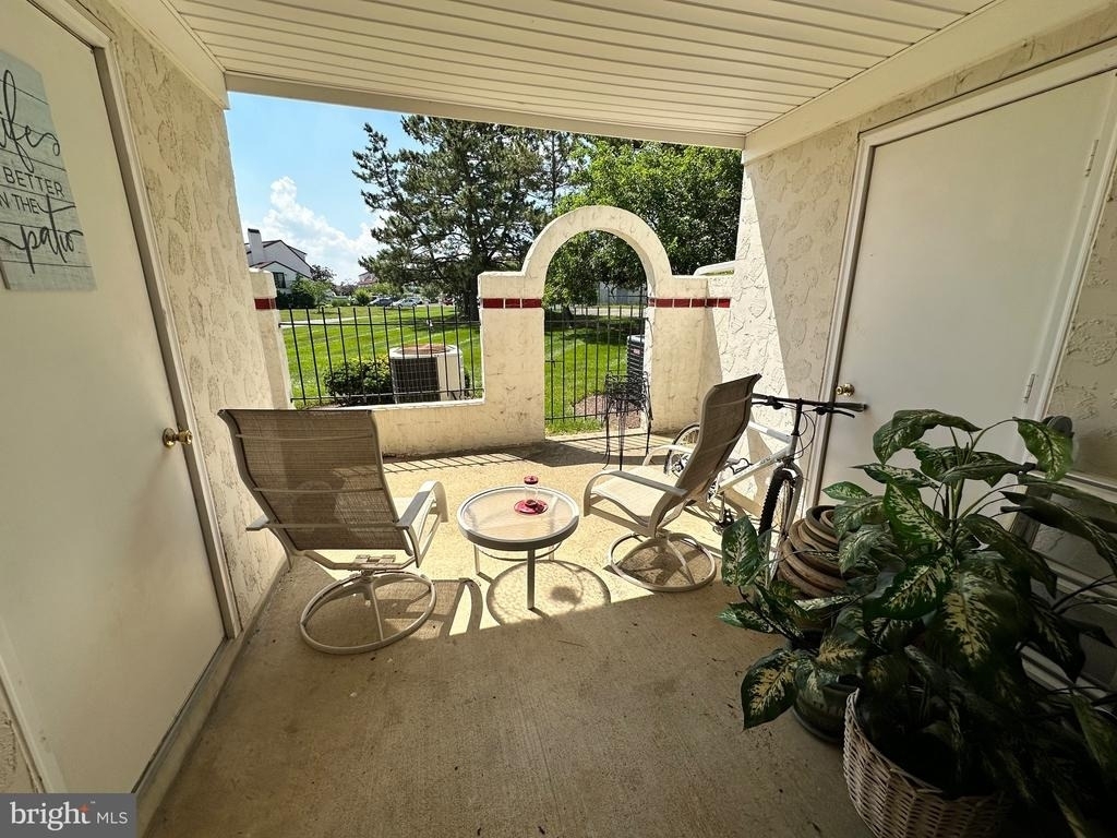 9 Queen Victoria Way - Photo 20