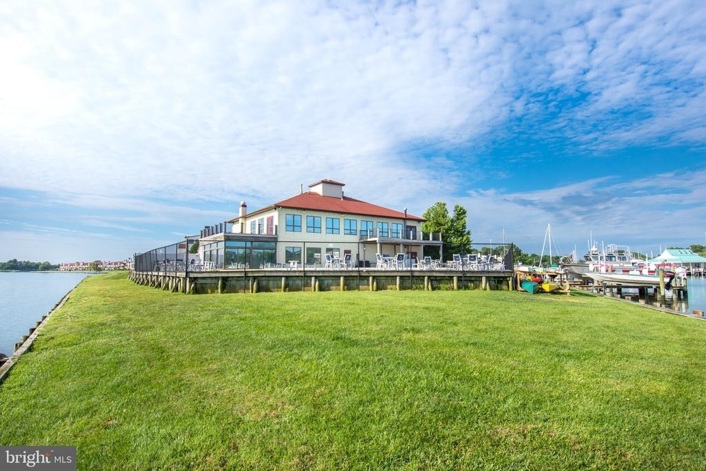 9 Queen Victoria Way - Photo 25