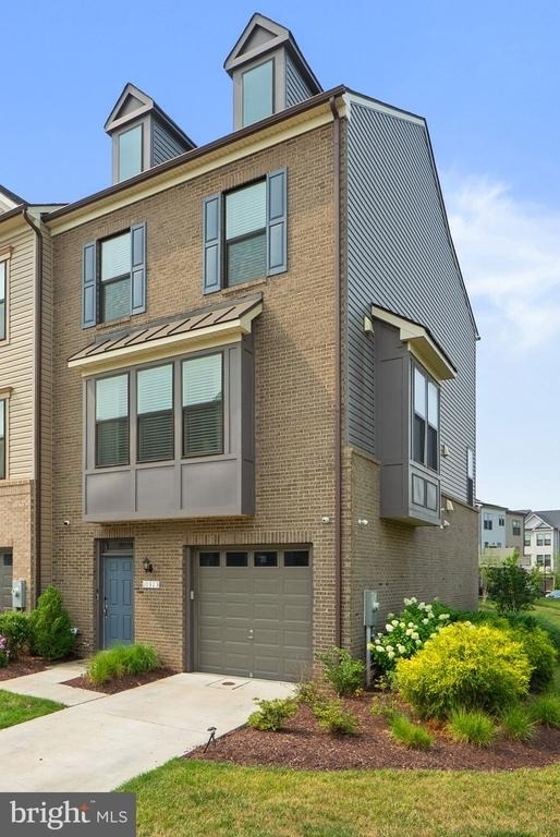 10313 Vista Meadow Way - Photo 2