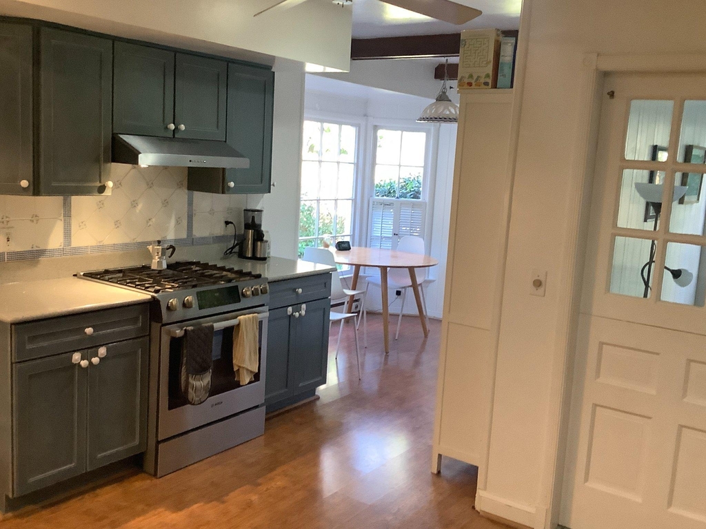 5944 Searl Terrace - Photo 8