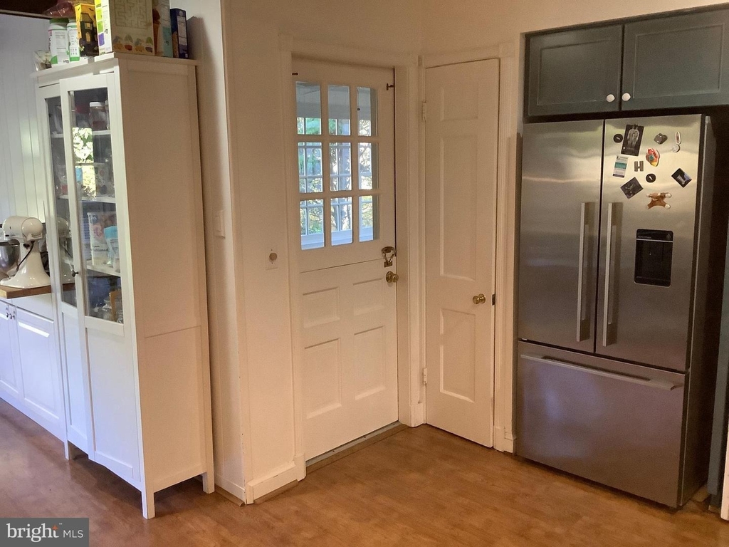 5944 Searl Terrace - Photo 27