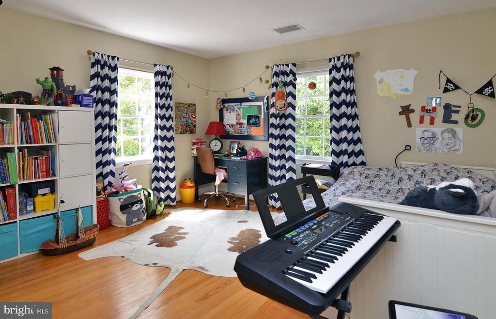 5944 Searl Terrace - Photo 38