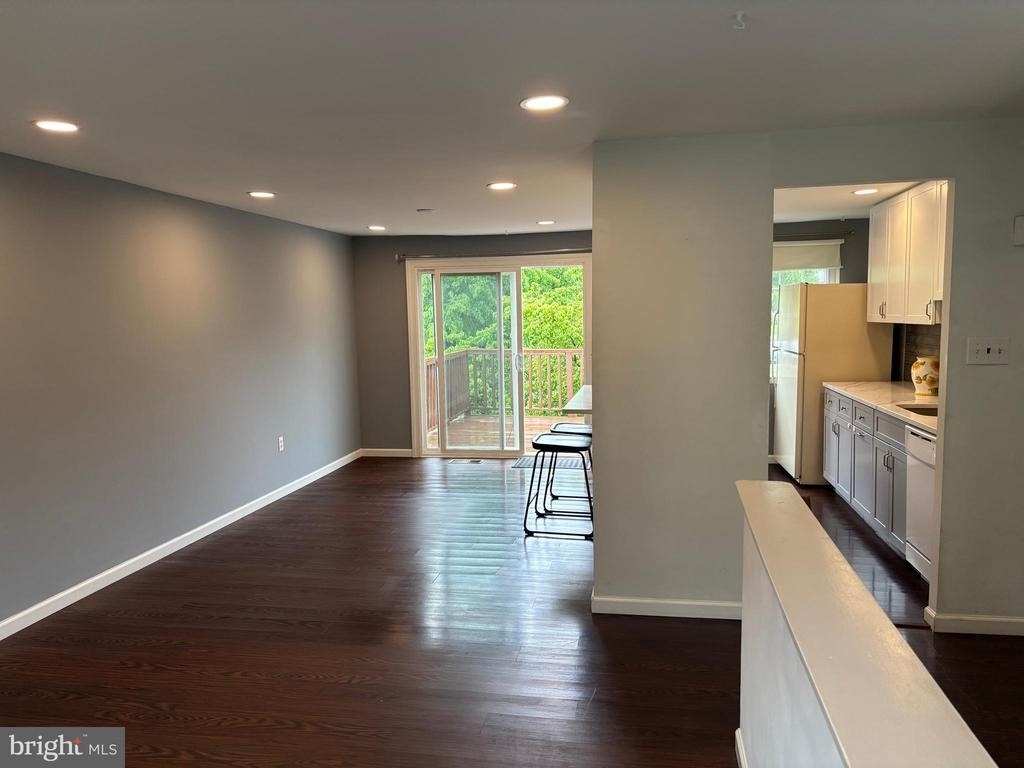 25936 Largo Court - Photo 4