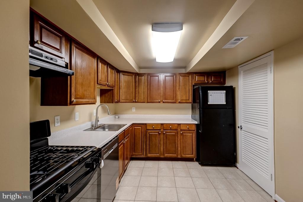 2334 Sun Valley Circle - Photo 10