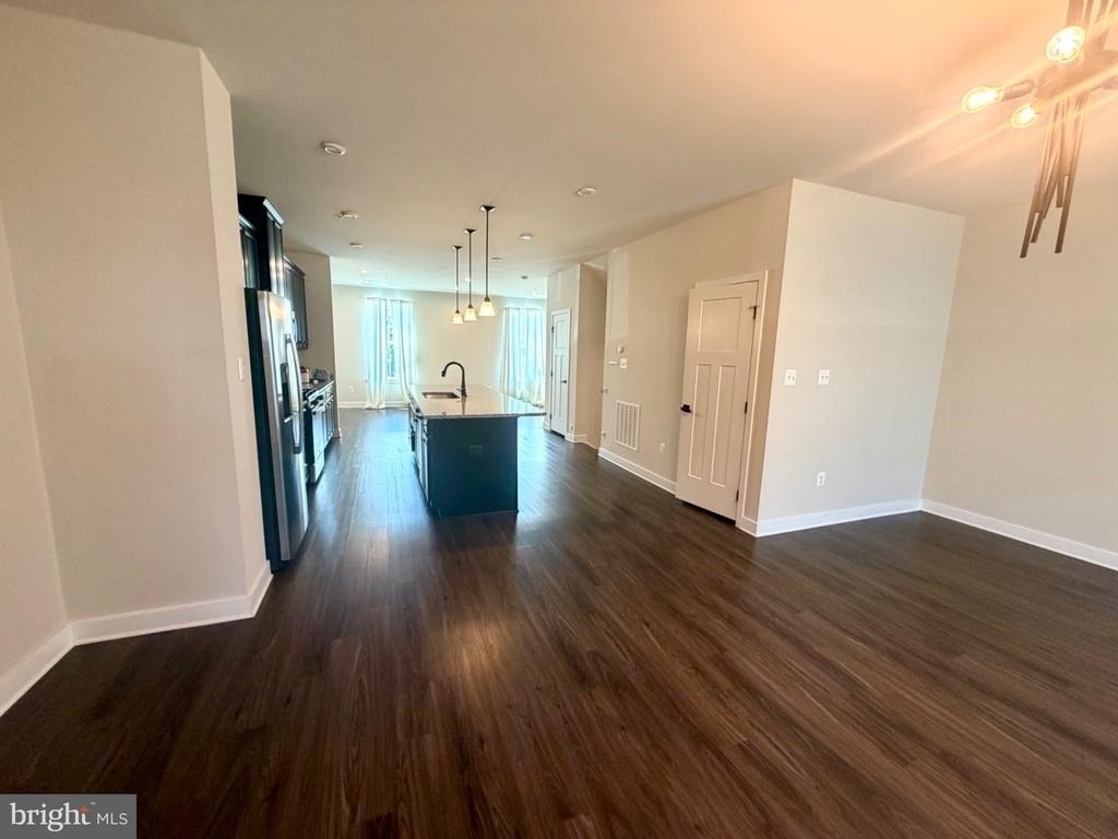 6029 Goshawk Street - Photo 12