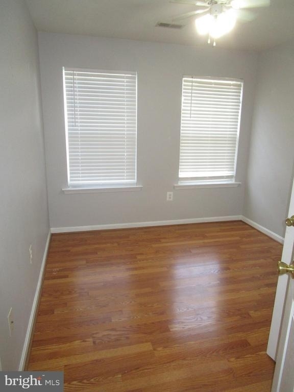 7911 Heatherleigh Place - Photo 14