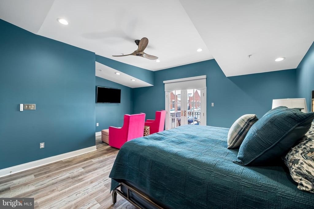 2323 Boston Street - Photo 31
