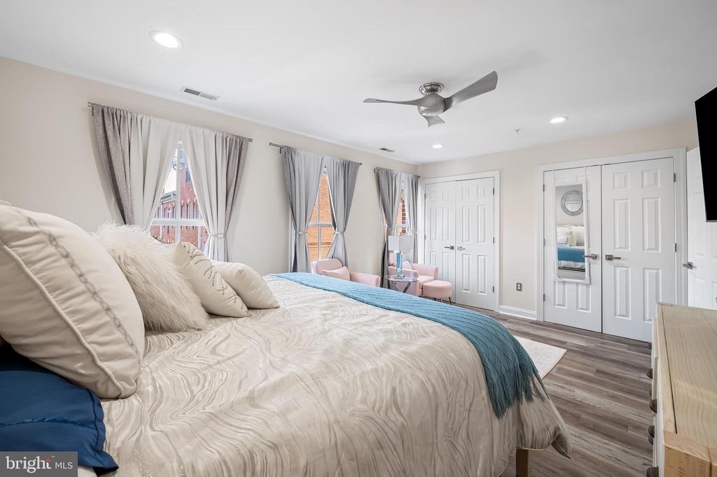 2323 Boston Street - Photo 23