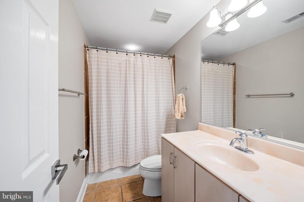 2323 Boston Street - Photo 7