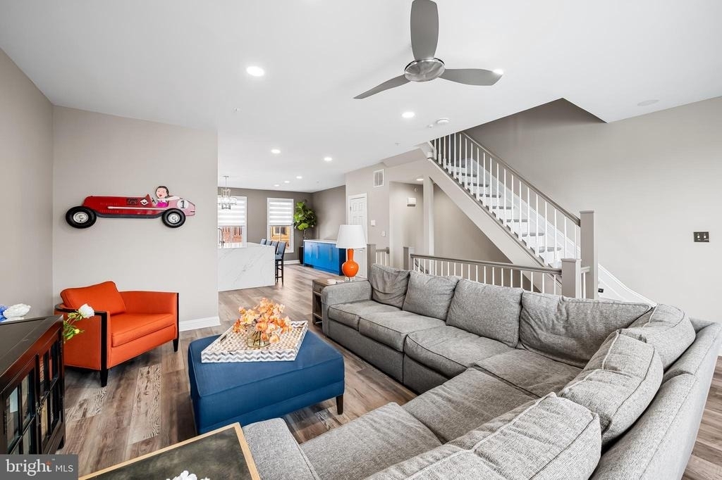 2323 Boston Street - Photo 16