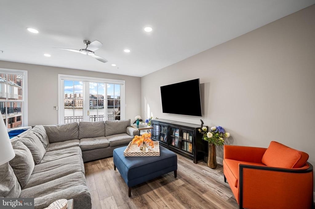 2323 Boston Street - Photo 15