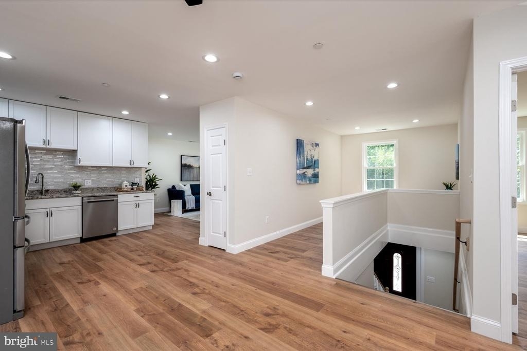 1400 Lower View Court - Photo 22