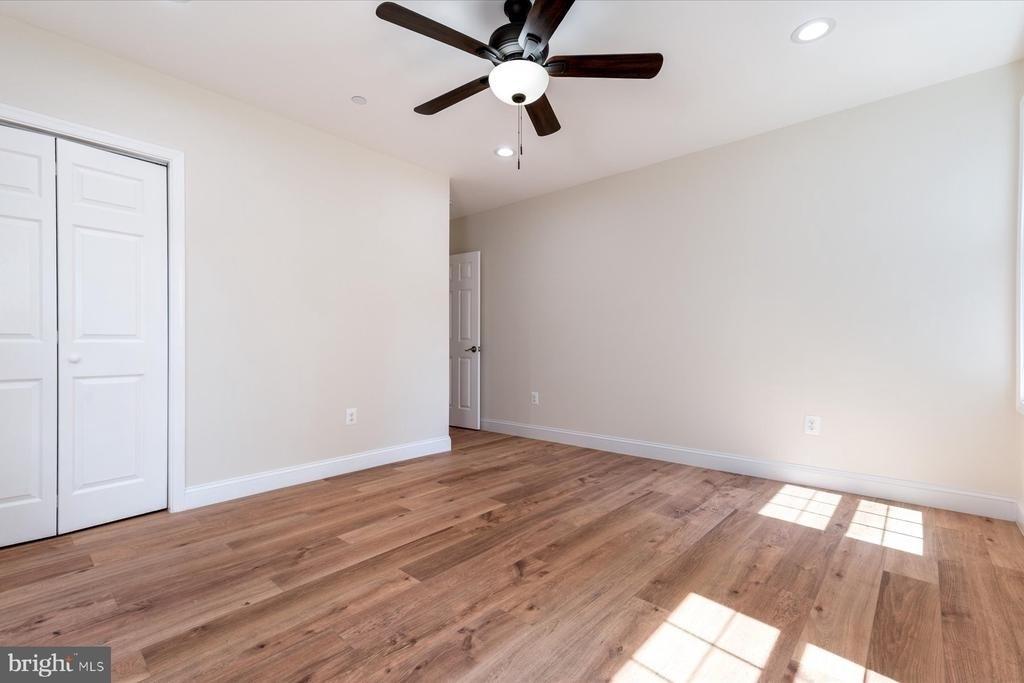 1400 Lower View Court - Photo 21