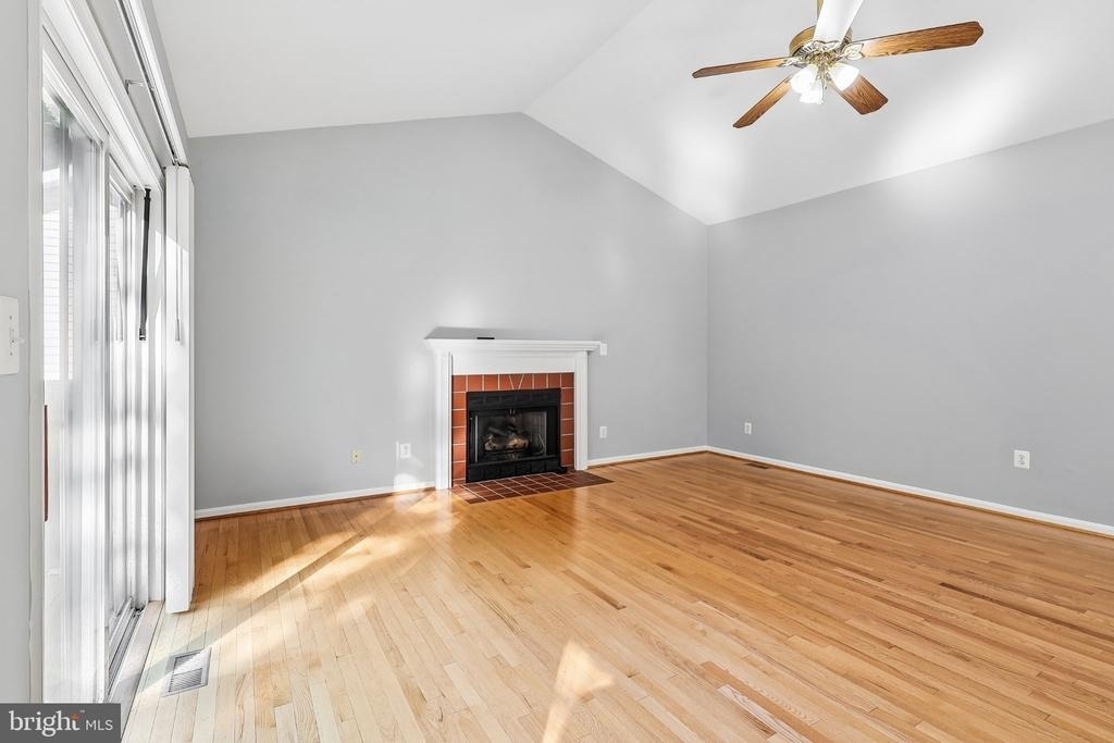 833 Mission Valley Lane - Photo 9