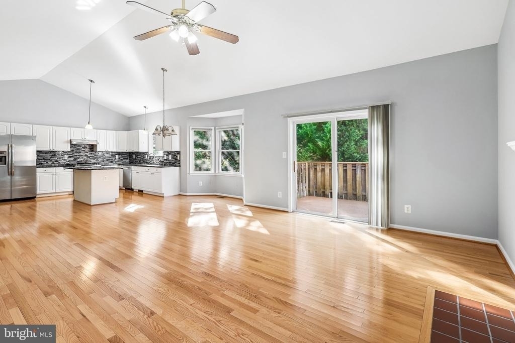 833 Mission Valley Lane - Photo 8