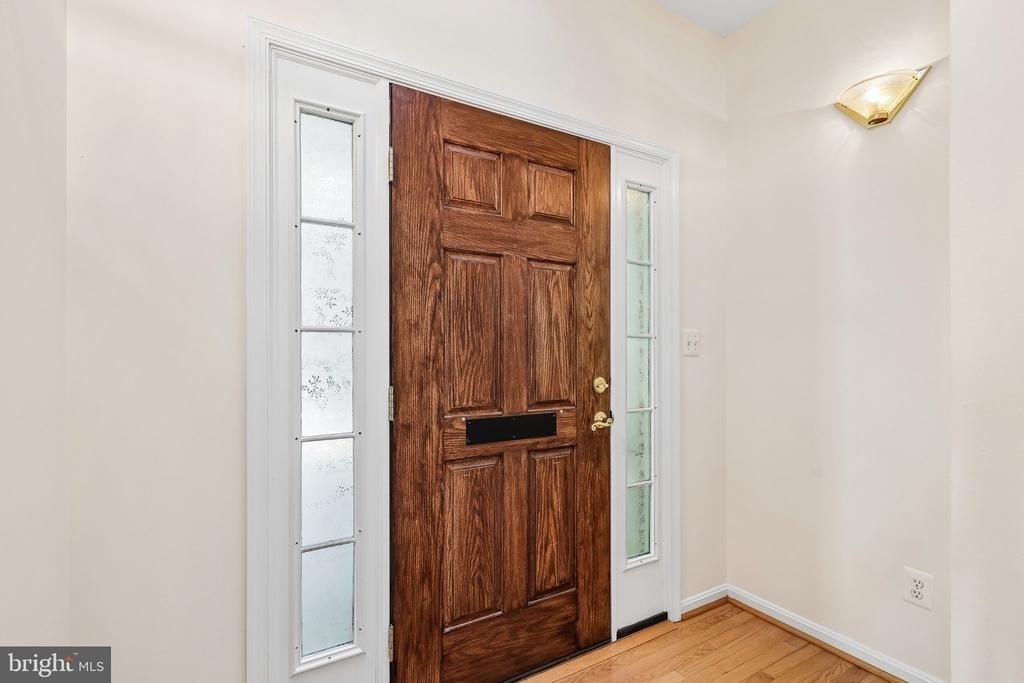 833 Mission Valley Lane - Photo 4