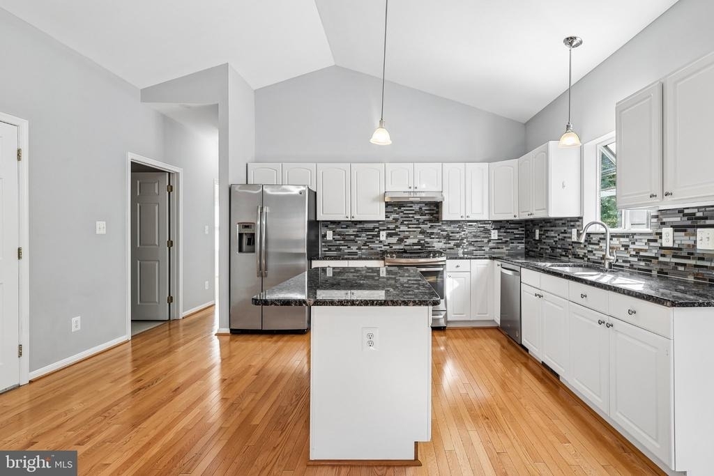 833 Mission Valley Lane - Photo 5