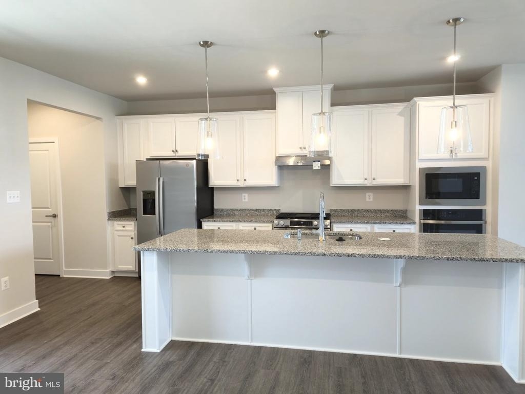 246 E Main Street - Photo 6